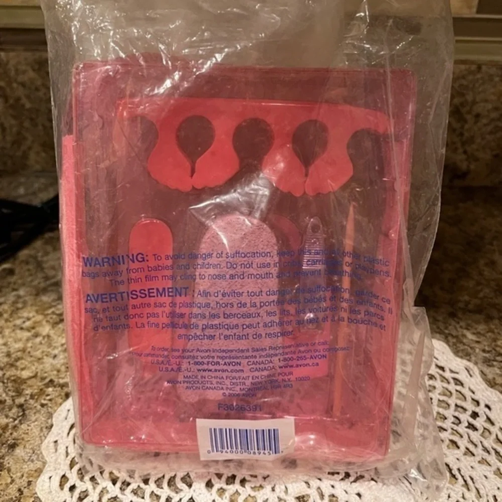 Avon Foot Works Foot Care Kit NIB